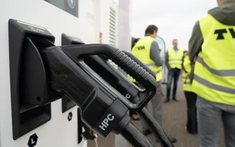 Ladestation von E-LKW bei einem Zero Emission Event von TVM